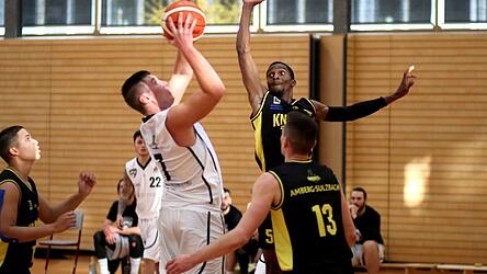 Glatter Bayernliga-Auswärtssieg der TVD-Dukes in Amberg-Sulzbach. Glatter Bayernliga-Auswärtssieg der TVD-Dukes in Amberg-Sulzbach.