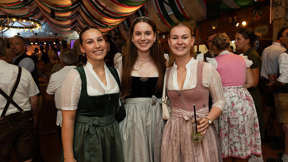 Die Partybilder vom Samstag, 17. August, aus dem Festzelt Weckmann. Die Partybilder vom Samstag, 17. August, aus dem Festzelt Weckmann.