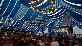 Auch dieses Jahr dürfen sich die Zuhörer auf Schlagabtausche freuen - wie hier bei der CSU mit Ministerpräsident Markus Söder.