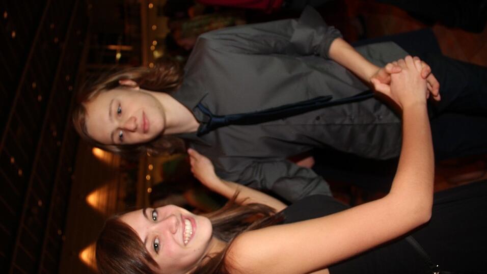 Die Bilder vom Abschlussball der Tanzschule Seidel in der Fraunhofer-Halle am 28. November. Die Bilder vom Abschlussball der Tanzschule Seidel in der Fraunhofer-Halle am 28. November.