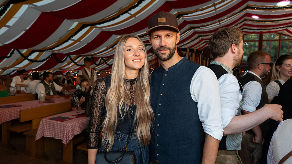 Die Partybilder vom Freitag, 16. August 2024, aus dem Festzelt Kr&ouml;nner.