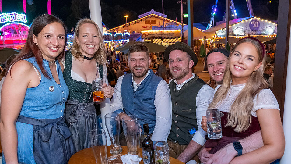 Die Partybilder vom Sonntag, 13. August 2023, aus dem Festzelt Wenisch. Die Partybilder vom Sonntag, 13. August 2023, aus dem Festzelt Wenisch.