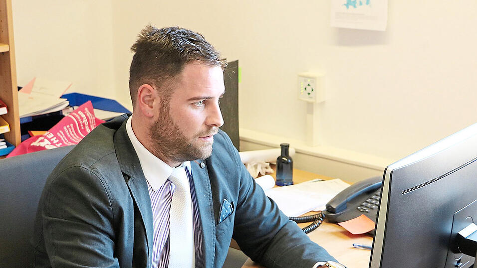 Martin Köck kurz nach seinem Antritt als Wirtschaftsreferent des Landkreises. Martin Köck kurz nach seinem Antritt als Wirtschaftsreferent des Landkreises.