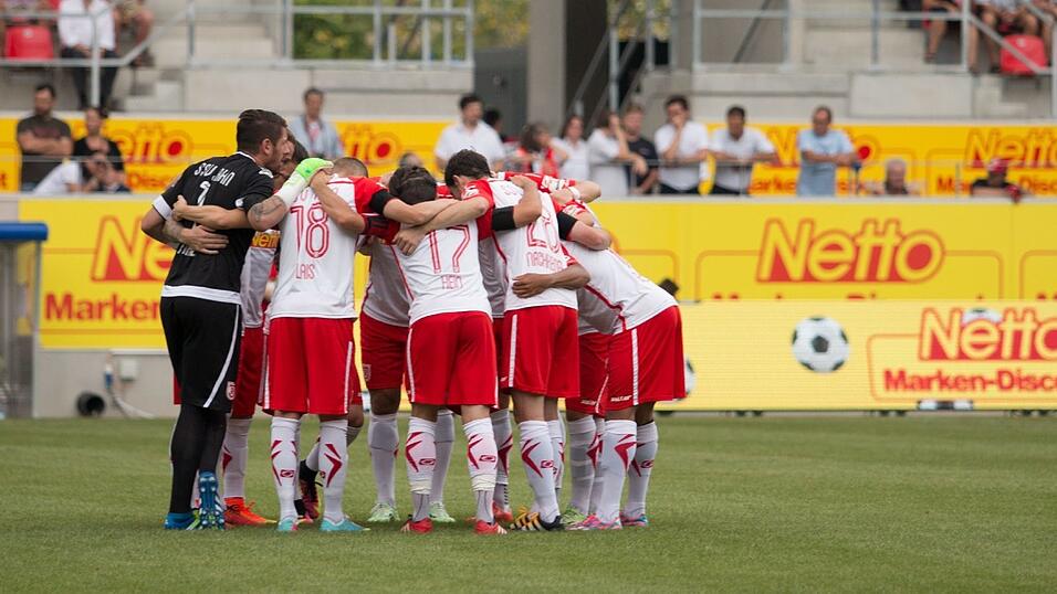Der SSV Jahn spielt im letzten Test gegen Zweitligist VfL Bochum 2:2. Der SSV Jahn spielt im letzten Test gegen Zweitligist VfL Bochum 2:2.