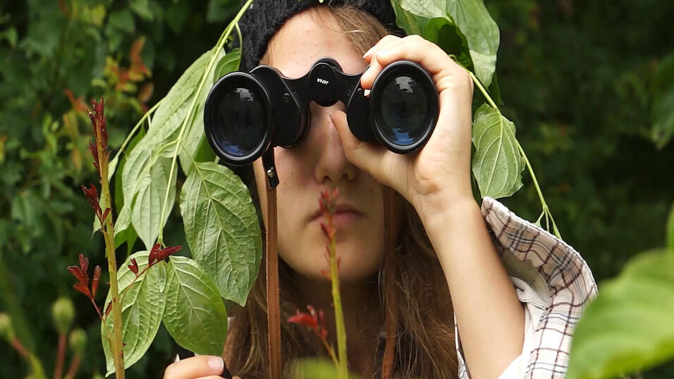 Slum GmbHEine unkomplizierte und schnelle Kom&ouml;die um organisierte Bettelei als findige Gesch&auml;ftsidee mit Touristen. Die musikalische Unterst&uuml;tzung sorgt f&uuml;r eine gewisse Leichtigkeit.Filmteam des Goethe-Gymnasiums aus Regensburg