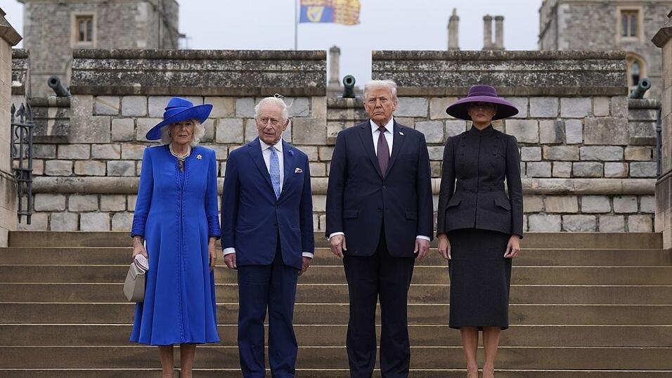Beim Staatsbesuch der Trumps hatte Prinz Andrew seine Titel noch. Beim Staatsbesuch der Trumps hatte Prinz Andrew seine Titel noch.