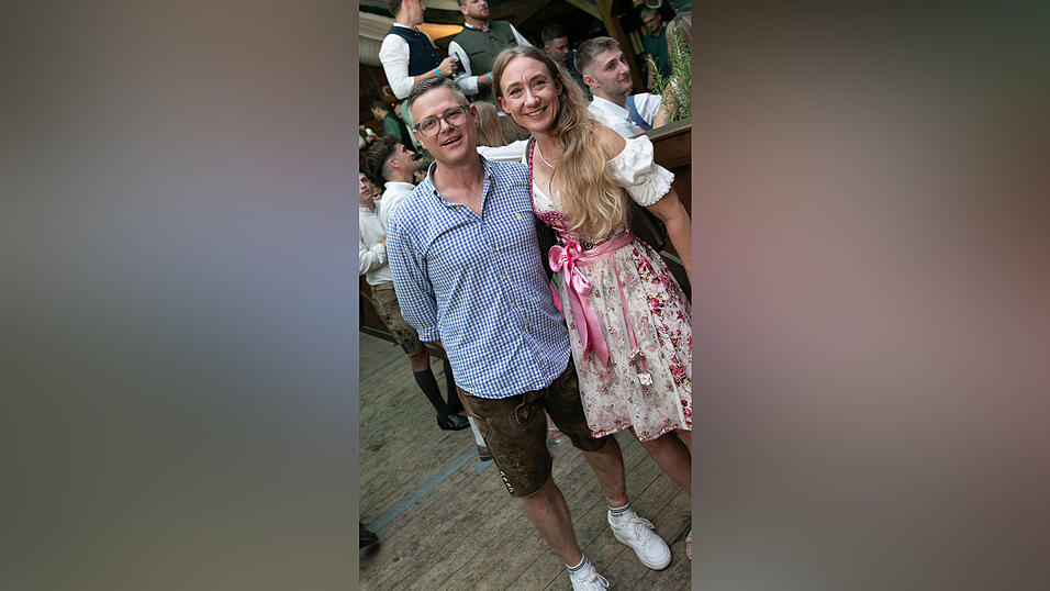 Die Partybilder vom Freitag, 15. August, aus dem Festzelt Wenisch. Die Partybilder vom Freitag, 15. August, aus dem Festzelt Wenisch.