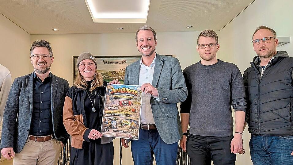 Vom B&uuml;rgermeister Kohlmayer bis zur Stadtjugendpflegerin Demmelmaier: Mit viel Manpower tritt die Stadt Landau n&auml;chsten Mittwoch zur Jungb&uuml;rgerversammlung im Bahnhof an.