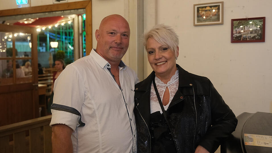 Die Partybilder vom Dienstag, 15. August 2023, aus dem Festzelt Greindl. Die Partybilder vom Dienstag, 15. August 2023, aus dem Festzelt Greindl.