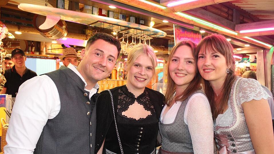 Die Bilder von der Bartlm&auml;dult vom Samstag, 30. August.