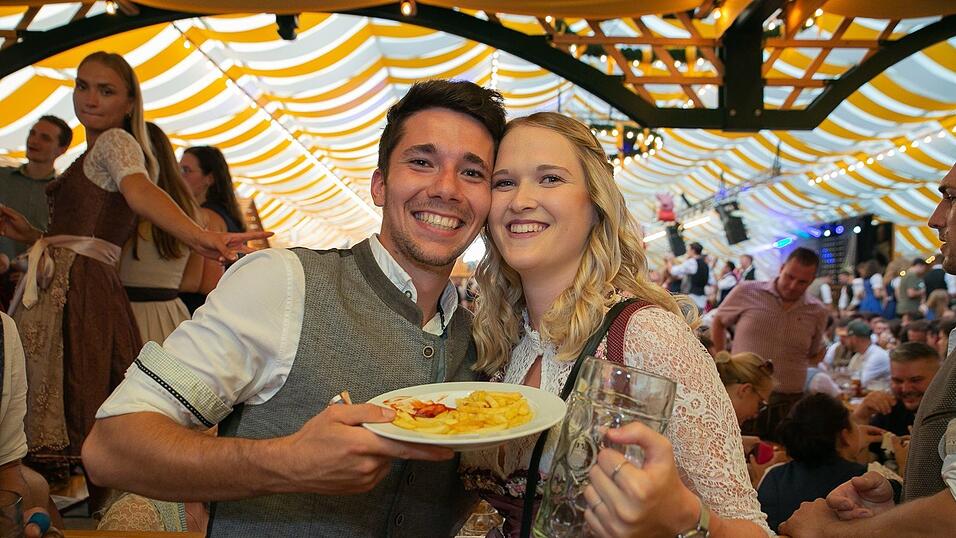 Die Partybilder vom Sonntag, 14. August 2022, aus dem Festzelt Nothaft.