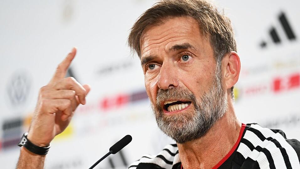 J&uuml;rgen Klopp spricht ausf&uuml;hrlich &uuml;ber die Lage von Wirtz in Liverpool.