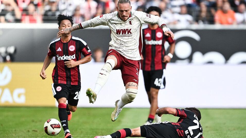 Der FC Augsburg verfügt über einen breiten Kader. Der FC Augsburg verfügt über einen breiten Kader.