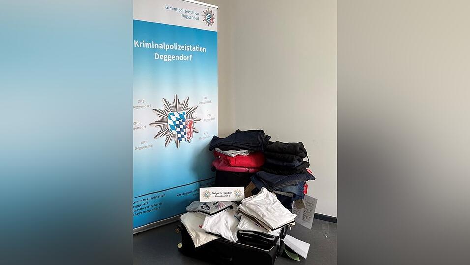 Die sichergestellte Markenkleidung.