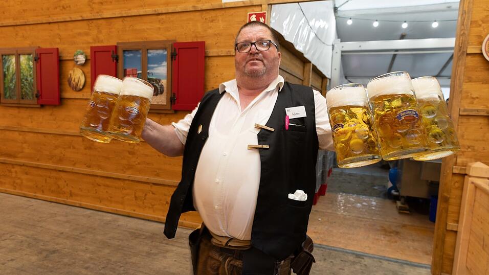 Die Partybilder vom Sonntag, 9. August, aus dem Festzelt Reisinger. Die Partybilder vom Sonntag, 9. August, aus dem Festzelt Reisinger.