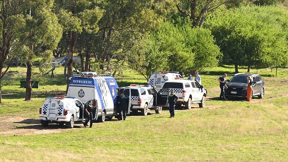 Ein mutmaßlicher Polizistenmörder ist in Australien geschnappt worden. Ein mutmaßlicher Polizistenmörder ist in Australien geschnappt worden.
