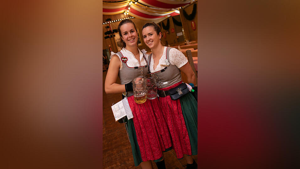 Die Partybilder vom Sonntag, 17. August, aus dem Festzelt Krönner. Die Partybilder vom Sonntag, 17. August, aus dem Festzelt Krönner.