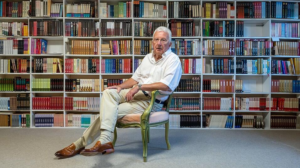 Die B&uuml;cher des Autors Philipp Vandenberg sind in mehr als 30 Sprachen &uuml;bersetzt worden. (Archivbild)