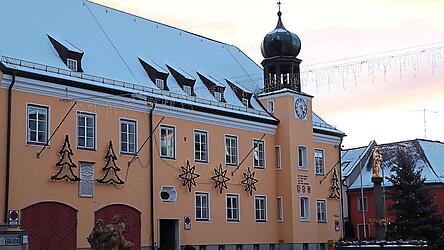 Der Chefposten (nicht nur) im Landauer Rathaus steht am 8. März zur Disposition. Der Chefposten (nicht nur) im Landauer Rathaus steht am 8. März zur Disposition.