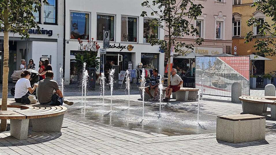 Das neu angelegte Wasserspiel auf dem Theresienplatz. Foto: Thomas Heigl