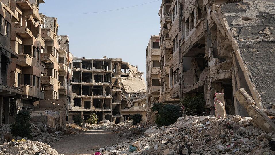 Vor allem in den einstigen Hochburgen der Gegner von Ex-Präsident Baschar al-Assad ist die Zerstörung immens. (Symbolild) Vor allem in den einstigen Hochburgen der Gegner von Ex-Präsident Baschar al-Assad ist die Zerstörung immens. (Symbolild)