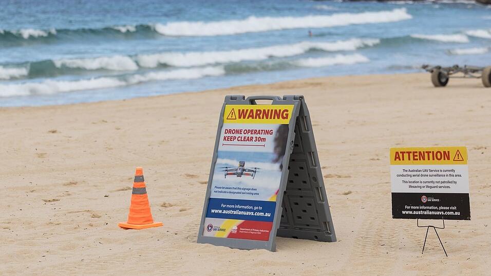 Viele Str&auml;nde in Australien werden von Drohnen &uuml;berwacht.