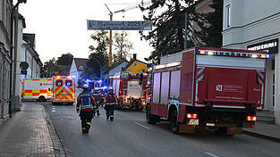 In Vilsbiburg stießen ein Motorrad und ein Traktor zusammen. In Vilsbiburg stießen ein Motorrad und ein Traktor zusammen.