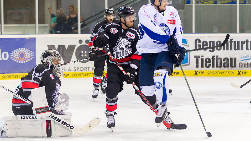 Nach dem knappen 5:4 Sieg gegen Nürnberg treffen die Kroaten im Finale am Sonntag auf die Augsburger Bezwinger der anderen Tigers. (Fotos: Harry Schindler) Nach dem knappen 5:4 Sieg gegen Nürnberg treffen die Kroaten im Finale am Sonntag auf die Augsburger Bezwinger der anderen Tigers. (Fotos: Harry Schindler)