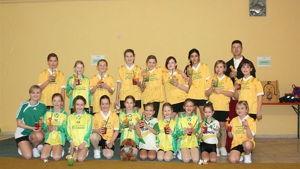 Das Cheerleading-Team in Geisenhausen.