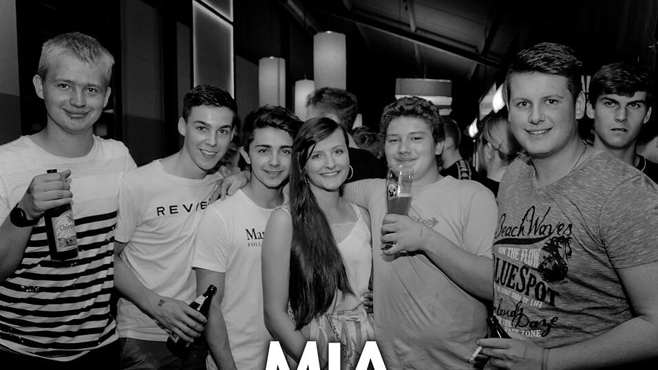 Beste Stimmung auf der Oberstufenparty im Mia Nightclub in Cham. Beste Stimmung auf der Oberstufenparty im Mia Nightclub in Cham.