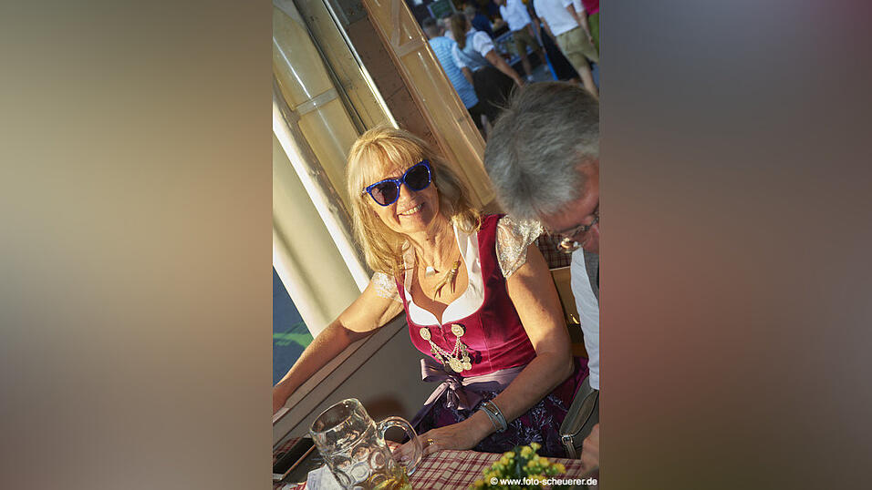 Die Partybilder vom Sonntag, 14. August 2022, aus dem Festzelt Lechner.