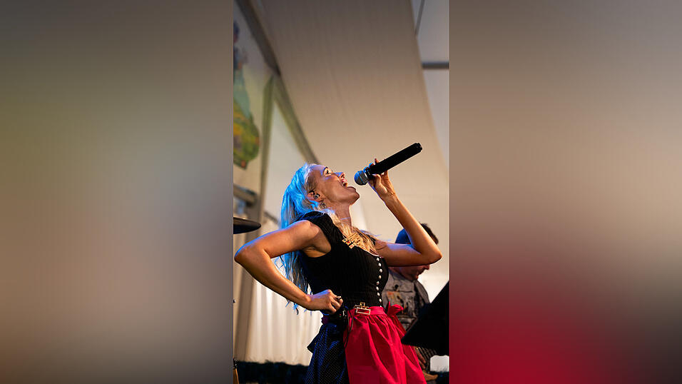 Die Partybilder vom Freitag, 14. August, aus dem Festzelt Greindl. Die Partybilder vom Freitag, 14. August, aus dem Festzelt Greindl.