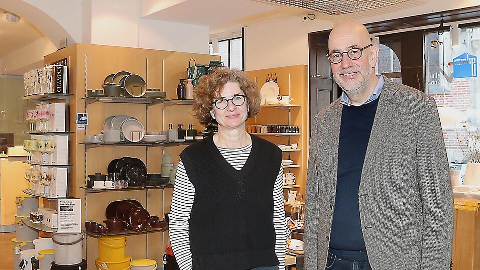 Johannes und Susanne Grimm gründeten vor genau 20 Jahren die Landshuter Filiale des Freisinger Stammhauses. Im Herbst ist Schluss. Johannes und Susanne Grimm gründeten vor genau 20 Jahren die Landshuter Filiale des Freisinger Stammhauses. Im Herbst ist Schluss.