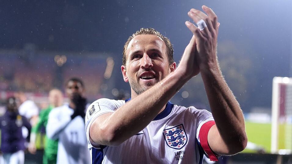 Harry Kane erzielte zwei Tore in Riga.