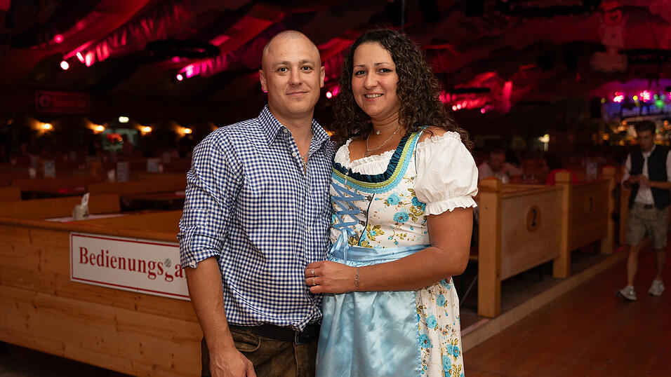 Die Partybilder vom Sonntag, 20. August 2023, aus dem Festzelt Reisinger. Die Partybilder vom Sonntag, 20. August 2023, aus dem Festzelt Reisinger.