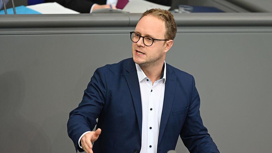 Der innenpolitische Sprecher der Gr&uuml;nen-Fraktion, Marcel Emmerich, h&auml;lt nichts von den Binnengrenzkontrollen. (Archivfoto)