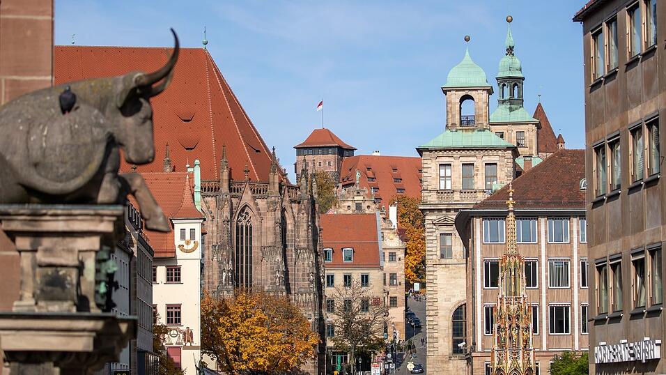 Die Stadt Nürnberg musste eine Sperre über ihren Kommunalhaushalt verhängen. (Archivbild) Die Stadt Nürnberg musste eine Sperre über ihren Kommunalhaushalt verhängen. (Archivbild)