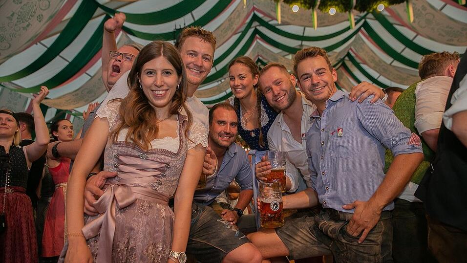 Die Partybilder von Mittwoch, 17. August 2022, aus dem Festzelt Weckmann.
