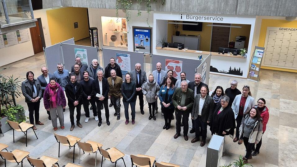 Im Landratsamt hatte es vor der Wahl eine Info-Ausstellung f&uuml;r junge W&auml;hler gegeben.