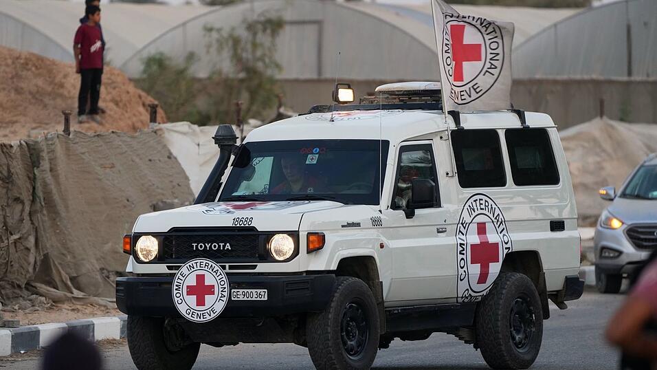 Die Hamas hat Rot-Kreuz-Mitarbeitern erneut eine Leiche übergeben. (Archivbild)