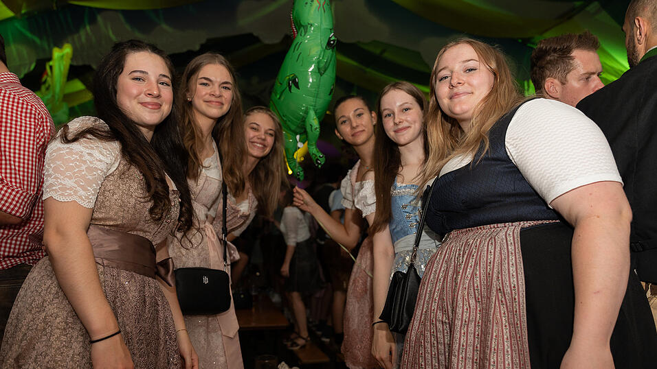 Die Partybilder vom Freitag, 11. August 2023, aus dem Festzelt Reisinger. Die Partybilder vom Freitag, 11. August 2023, aus dem Festzelt Reisinger.