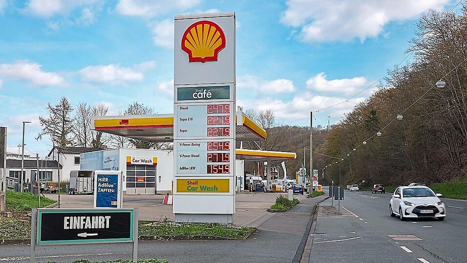 Die Spritpreise an den Tankstellen haben in den vergangenen Tagen wieder deutlich angezogen.