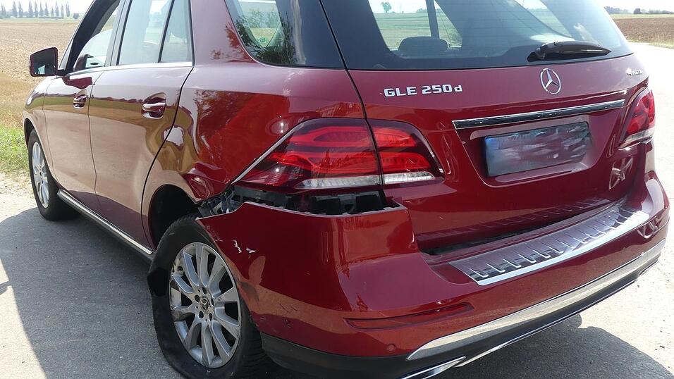 Beide Autos waren nicht mehr fahrbereit.