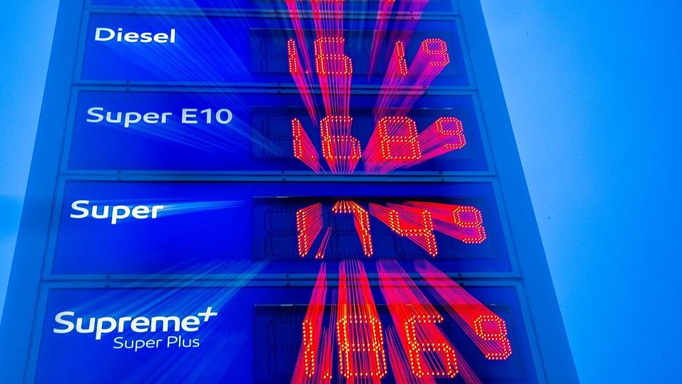 Tanken d&uuml;rfte teurer werden mit dem steigenden CO2-Preis.