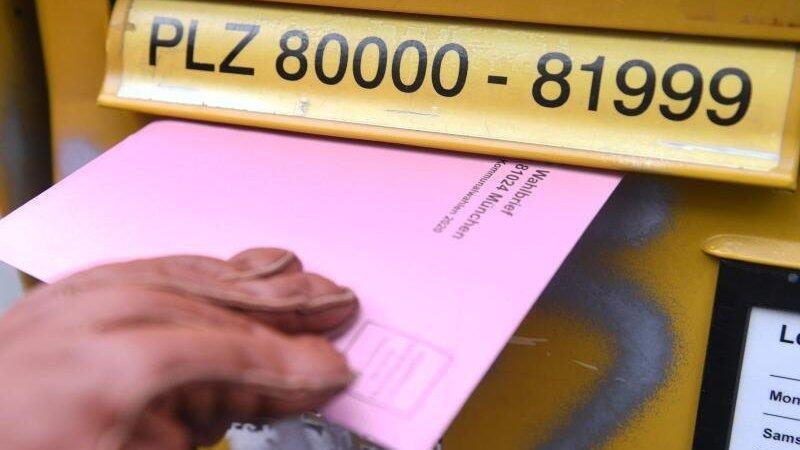 Am Sonntag finden in Bayern Stichwahlen zu den Kommunalwahlen staat. Besonderheit in Zeiten von Corona: Es wird ausschlie&szlig;lich per Briefwahl abgestimmt. (Symbolbild)
