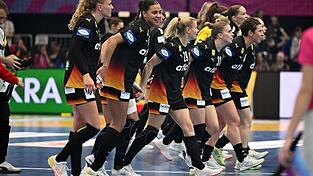 Seit 2007 warten die DHB-Frauen auf eine WM-Medaille. Seit 2007 warten die DHB-Frauen auf eine WM-Medaille.