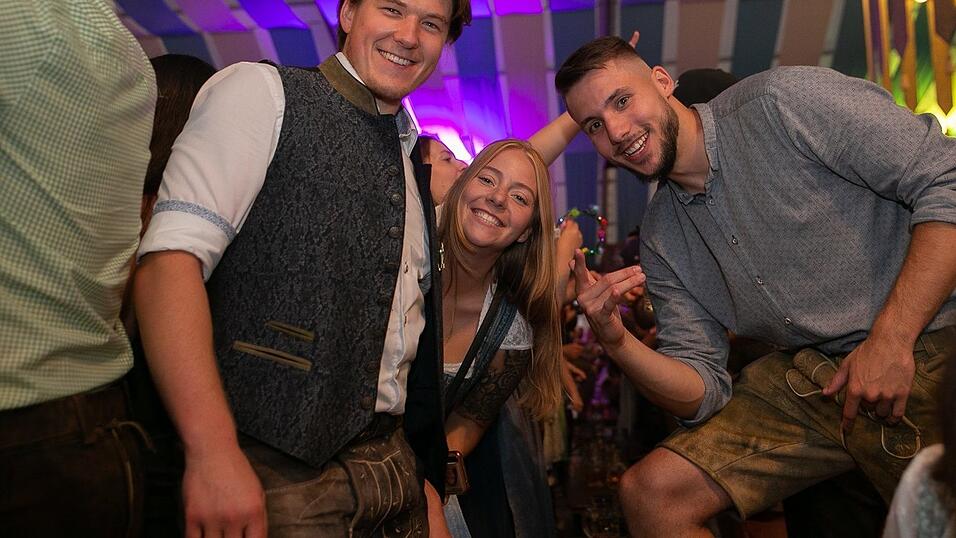Die Partybilder vom Freitag, 12. August 2022, aus dem Festzelt Wenisch.