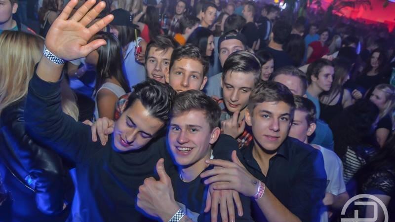 Gleich bei der Eröffnung platzte die neue Diskothek Peggy P. aus allen Nähten. Gleich bei der Eröffnung platzte die neue Diskothek Peggy P. aus allen Nähten.