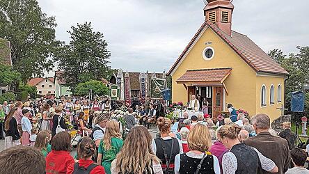 Pallottiner-Pater Klaus Sch&auml;fer erinnerte an die Verantwortung des Menschen f&uuml;r die Sch&ouml;pfung.