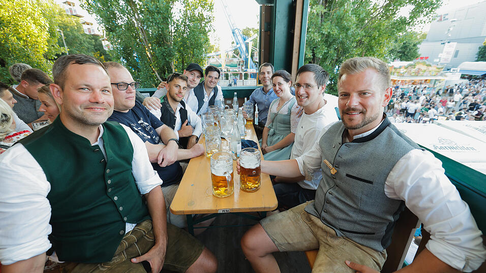 Die Partybilder vom Samstag, 10. August 2024, aus dem Festzelt Nothaft. Die Partybilder vom Samstag, 10. August 2024, aus dem Festzelt Nothaft.